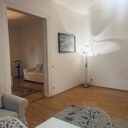 Milos Apartment Wenen Buitenkant foto